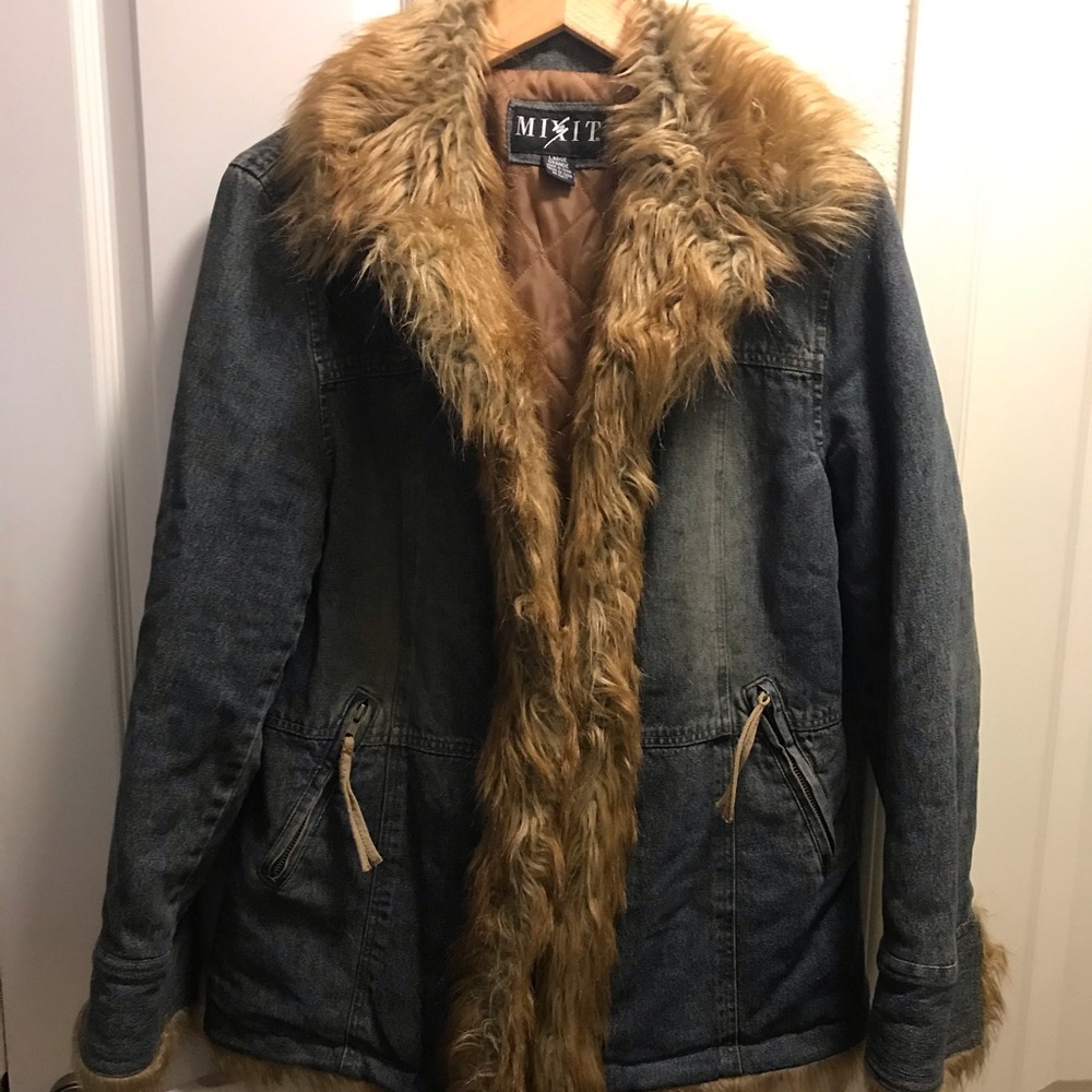 Women’s Denim and faux fur jacket Large